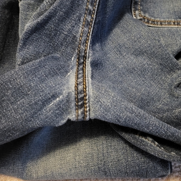 Old Navy Mens Blue Jeans - Picture 2 of 6